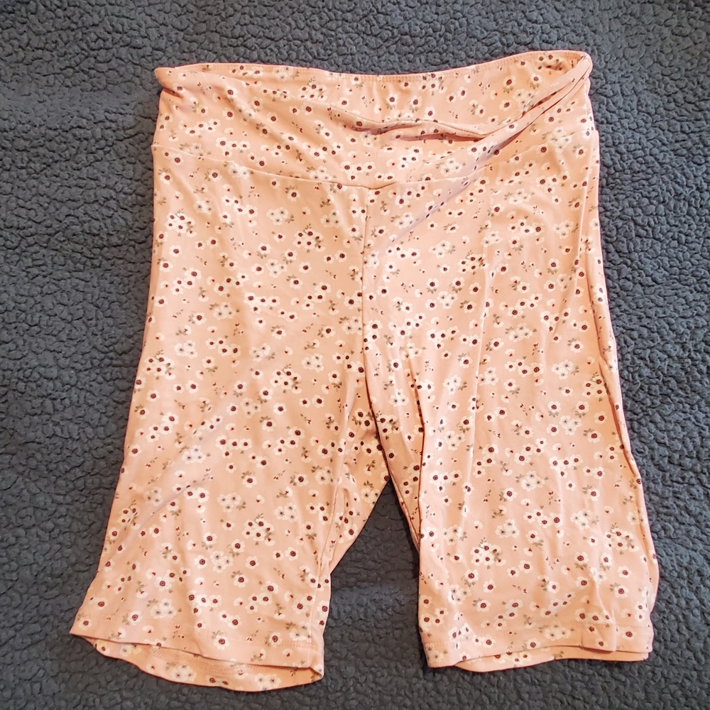 Pink flower biker shorts